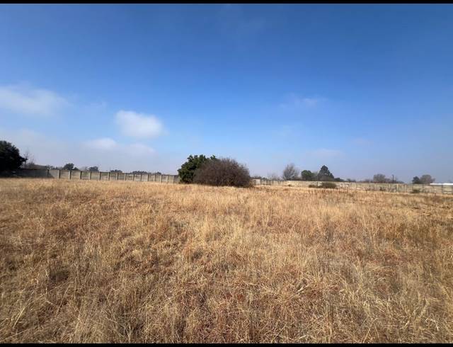 1,248M² VACANT LAND FOR SALE IN KOOKRUS